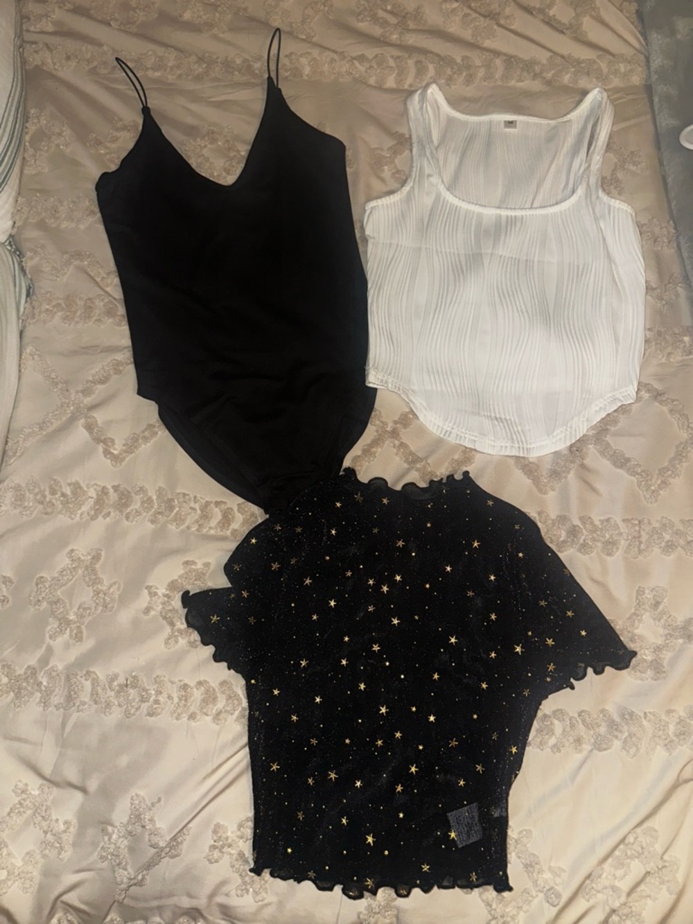 Black Star Print Short Sleeve Top - Women